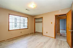 8428 Swiftwater Ln, Houston, TX 77075 - Photo 16