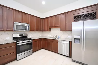 9415 Savannah Holly Drive, Houston, TX 77075 - Photo 18