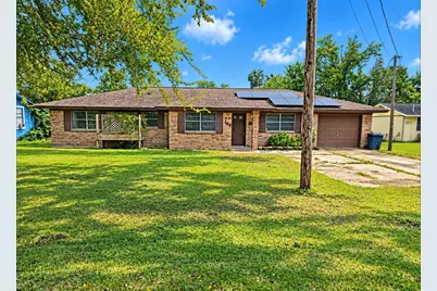 1169 E Kyle Road, Clute, TX 77531 - Photo 2