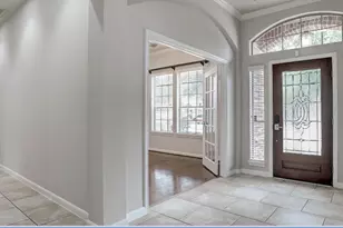13301 Ravenlake Dr, Pearland, TX 77584 - Photo 6