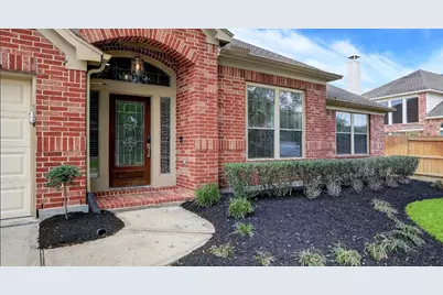 13301 Ravenlake Drive, Pearland, TX 77584 - Photo 4