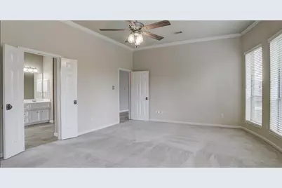13301 Ravenlake Drive, Pearland, TX 77584 - Photo 18
