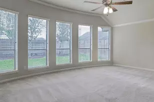 13301 Ravenlake Dr, Pearland, TX 77584 - Photo 18