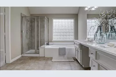 13301 Ravenlake Drive, Pearland, TX 77584 - Photo 22