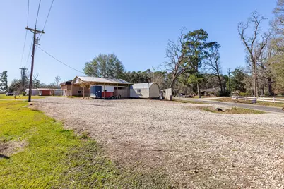 688 County Road 2097, Liberty, TX 77575 - Photo 30