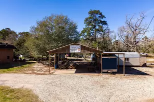 688 Co Rd 2097, Liberty, TX 77575 - Photo 30