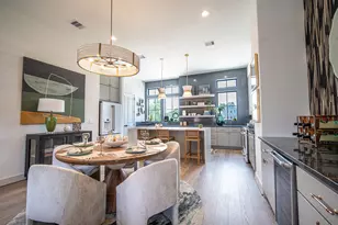 1715 Bologna Ln, Houston, TX 77055 - Photo 1