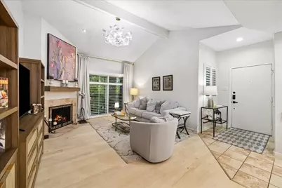 11711 Memorial Drive #258, Houston, TX 77024 - Photo 4