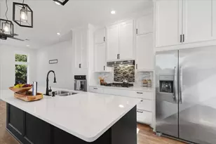 6725 St Augustine St, Houston, TX 77021 - Photo 10