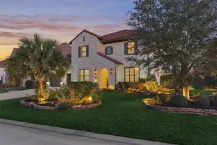 39 Beacons Light Pl, Tomball, TX 77375 - Photo 1