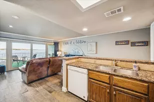 7041 Kingston Cove Ln, Willis, TX 77318 - Photo 10