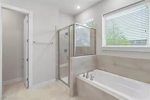 606 Thornton Rd, Houston, TX 77018 - Photo 20