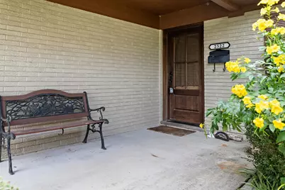 2522 10th Street, Port Neches, TX 77651 - Photo 2