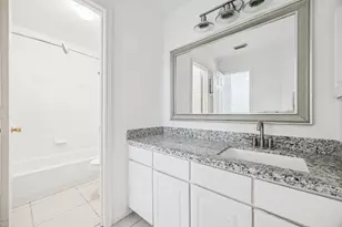 18318 Alemarble Oak St, Cypress, TX 77429 - Photo 18