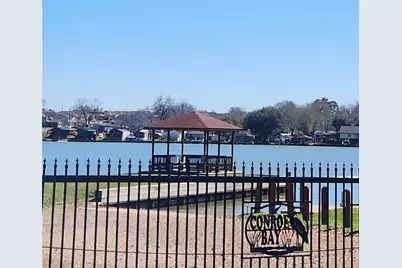 15025 Conroe Bay Boulevard, Willis, TX 77318 - Photo 22