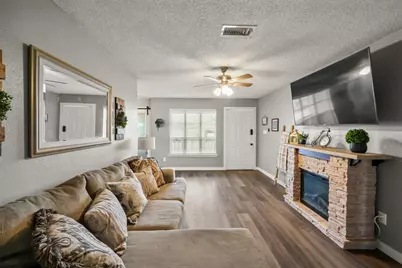 15025 Conroe Bay Boulevard, Willis, TX 77318 - Photo 6