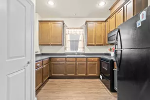 4214 Winnie St, Galveston, TX 77550 - Photo 12