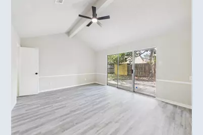 3243 S Greenpark Drive, Houston, TX 77082 - Photo 14