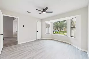 3243 S Greenpark Dr, Houston, TX 77082 - Photo 18