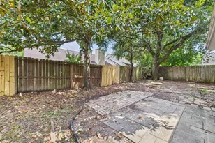 3243 S Greenpark Dr, Houston, TX 77082 - Photo 26