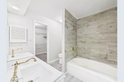 3243 S Greenpark Drive, Houston, TX 77082 - Photo 16