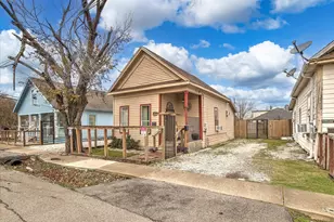 515 Bishop St, Houston, TX 77009 - Photo 1