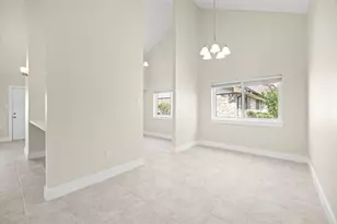 8031 Zimmermann Dr, Houston, TX 77088 - Photo 14