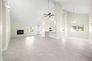 8031 Zimmermann Dr, Houston, TX 77088 - Photo 10