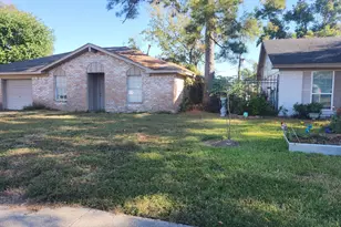 815 Centerwood Dr, Houston, TX 77013 - Photo 2