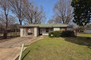 3747 Dreyfus St, Houston, TX 77021 - Photo 2