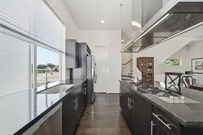 1221 W 17th Street, Houston, TX 77008 - Photo 14