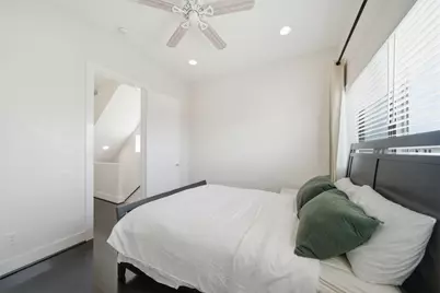 1221 W 17th Street, Houston, TX 77008 - Photo 20