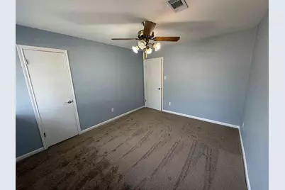 8211 Braes Meadow Drive, Houston, TX 77071 - Photo 16