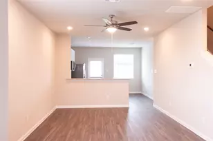 15607 Buffalo Mdw Ct, Houston, TX 77090 - Photo 4