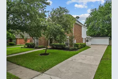 1907 Sandy Schoals Drive, League City, TX 77573 - Photo 4