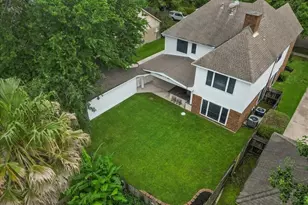 1907 Sandy Schoals Dr, League City, TX 77573 - Photo 46