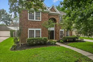 1907 Sandy Schoals Dr, League City, TX 77573 - Photo 2