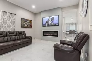 4310 Field Meadow Dr, Katy, TX 77449 - Photo 4