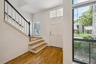 701 Bering Dr, Houston, TX 77057 - Photo 6