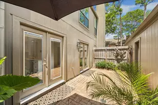 701 Bering Dr, Houston, TX 77057 - Photo 22