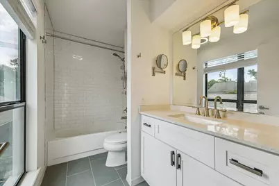 701 Bering Drive #402, Houston, TX 77057 - Photo 16