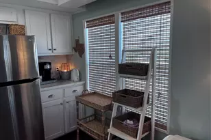 16627 Bermuda Way, Jamaica Beach, TX 77554 - Photo 6