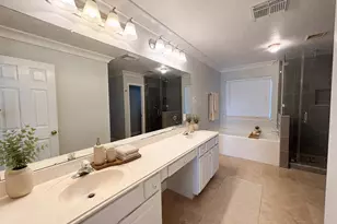 19207 Poplar Trails Ln, Tomball, TX 77375 - Photo 2