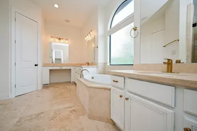 1825 W 24th Street, Houston, TX 77008 - Photo 20