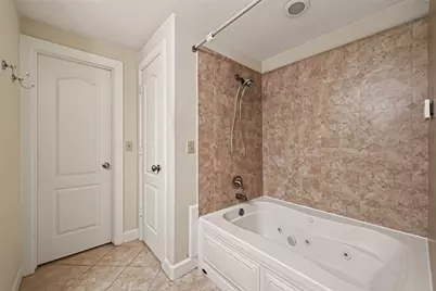 1602 Elgin St Street #11, Houston, TX 77004 - Photo 32