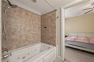 1602 Elgin St St, Houston, TX 77004 - Photo 18