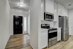 7042 Plum Creek Terrace Ln, Houston, TX 77087 - Photo 2