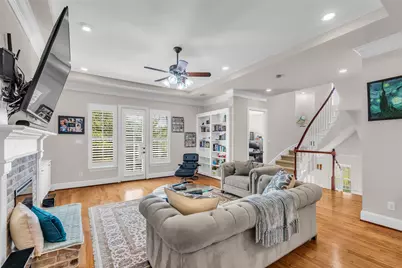 1305 Studer Court, Houston, TX 77007 - Photo 12