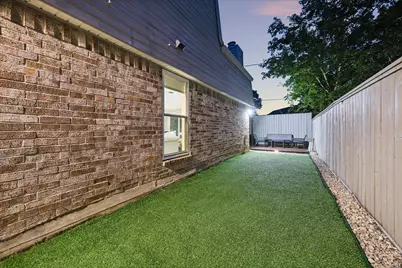 5714 Innsbruck Street, Bellaire, TX 77401 - Photo 32