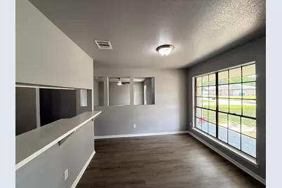 7207 Pinehook Lane, Houston, TX 77016 - Photo 10